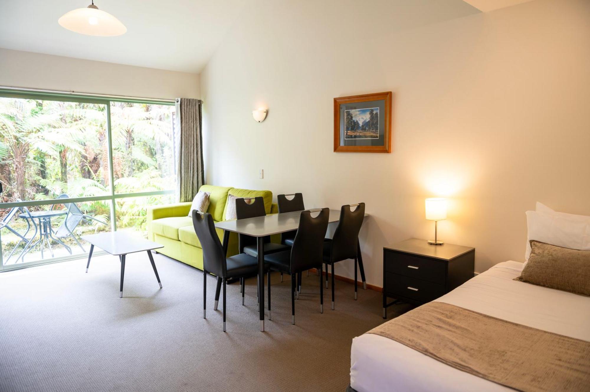 Motel Punga Grove à Franz Josef Extérieur photo